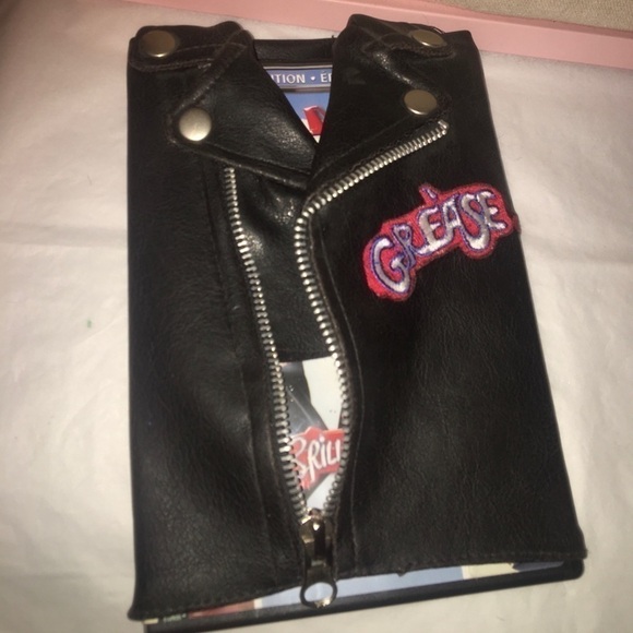 ROCKIN Rydell Edition Grease DVD - Picture 3 of 5